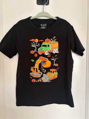 The Children's Place Black Halloween Truck & Pumpkin Graphic Tee